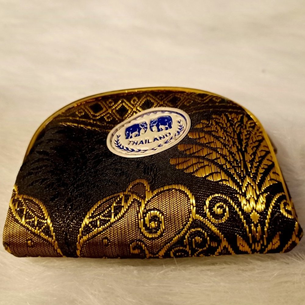 Vintage Coin Purse With Elephant Design From Thailand - Picture 1 of 5